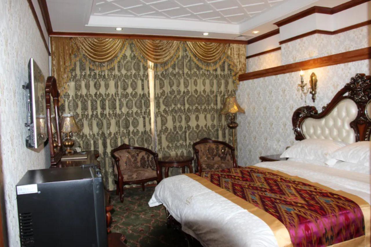 Nurlan Hotel 喀什 外观 照片