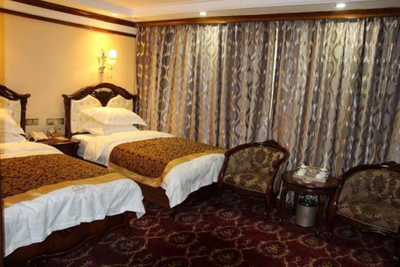 Nurlan Hotel 喀什 外观 照片