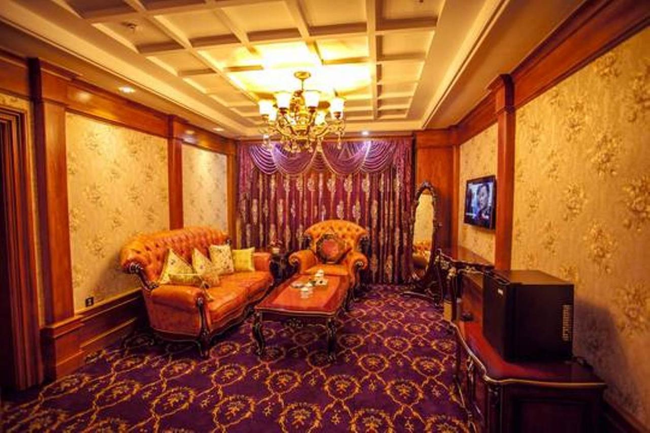 Nurlan Hotel 喀什 外观 照片