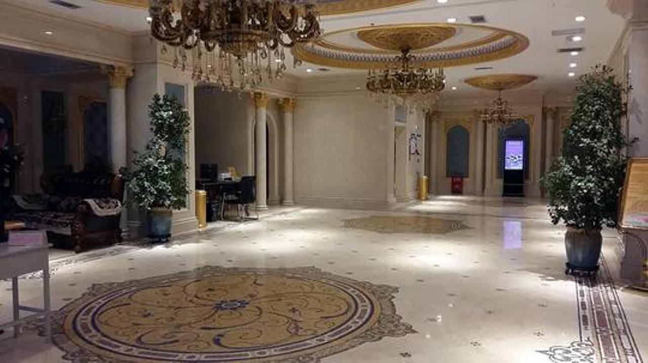 Nurlan Hotel 喀什 外观 照片